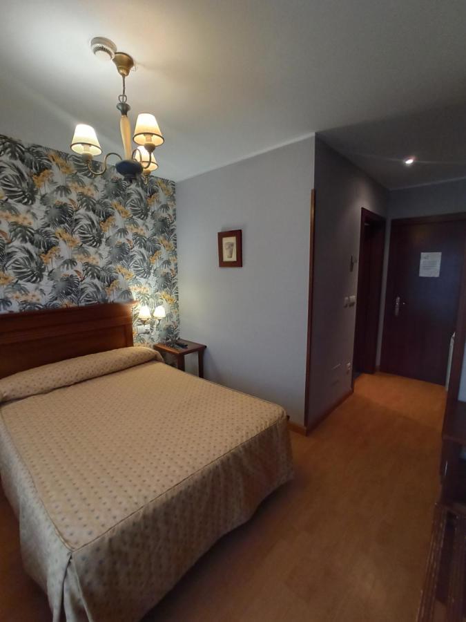La Estrada Hotel Arriondas Ngoại thất bức ảnh