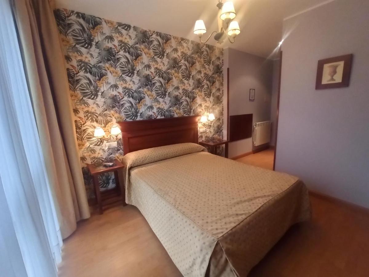 La Estrada Hotel Arriondas Ngoại thất bức ảnh