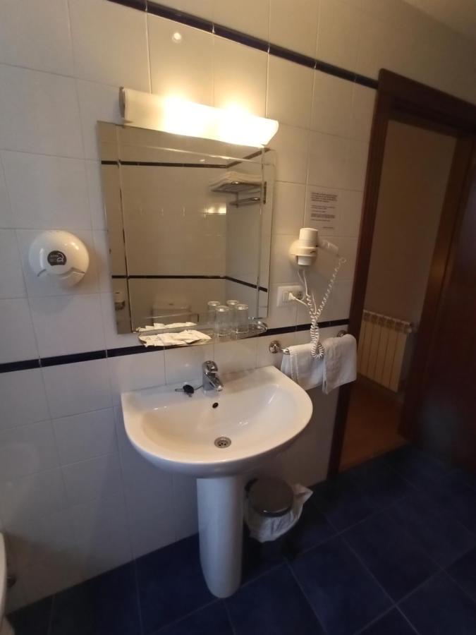 La Estrada Hotel Arriondas Ngoại thất bức ảnh